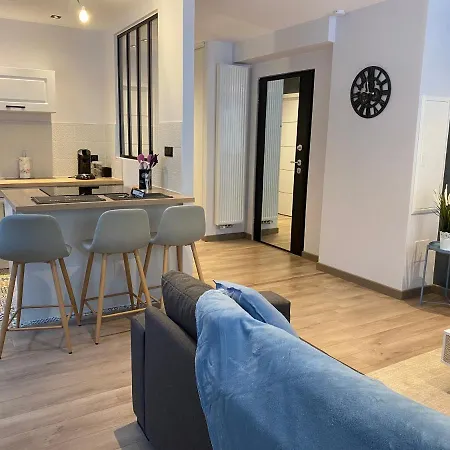 アパート ** Neuf Hyper Centre A アグノー